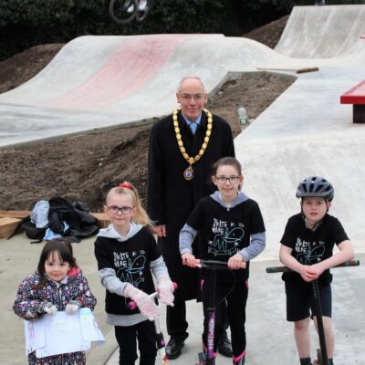 The Mayor And Sacred Heart Pupils